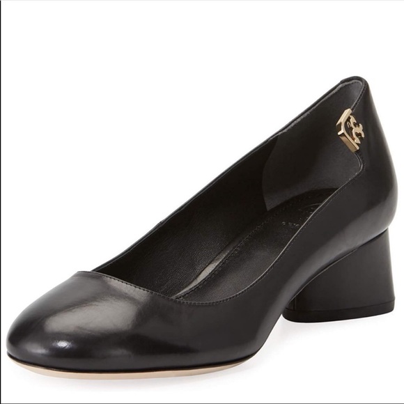 Tory Burch Shoes - Tory Burch Elizabeth Round Toe Pump 40mm Size 8